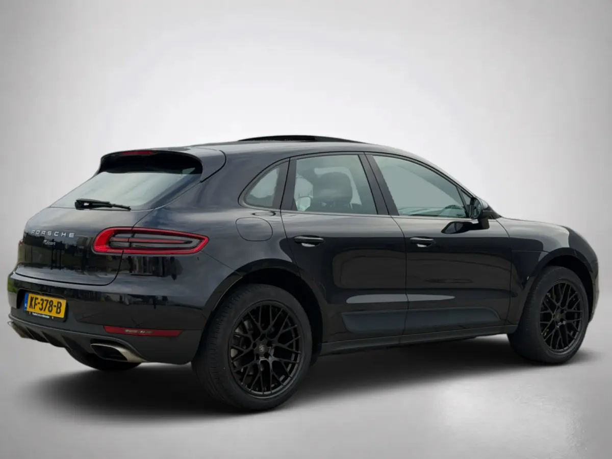 2.0 (NL-auto, Dealer ondH, Panorama, Luxe stoelen, Camera, StoelV, StoelV, Lane Assist, Etc)