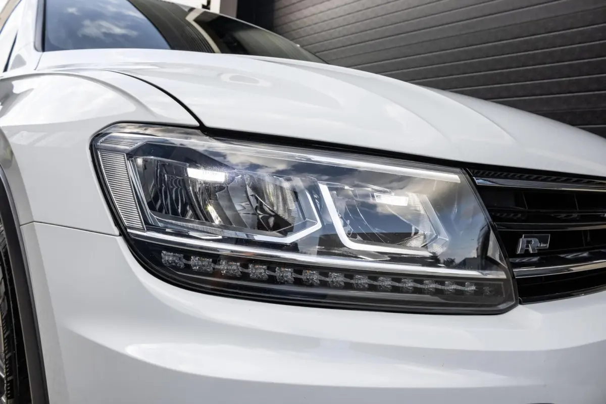 1.4 TSI R-Line | TREKHAAK | CARPLAY | ACC | LED | 19" LM VELG