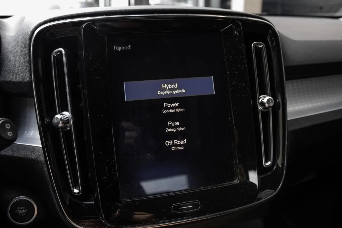 1.5 T5 Twin Engine | CARPLAY | TREKHAAK | MEMORY | LED