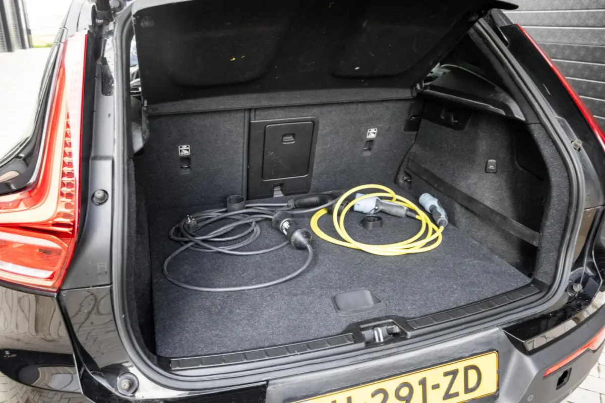 1.5 T5 Twin Engine | CARPLAY | TREKHAAK | MEMORY | LED