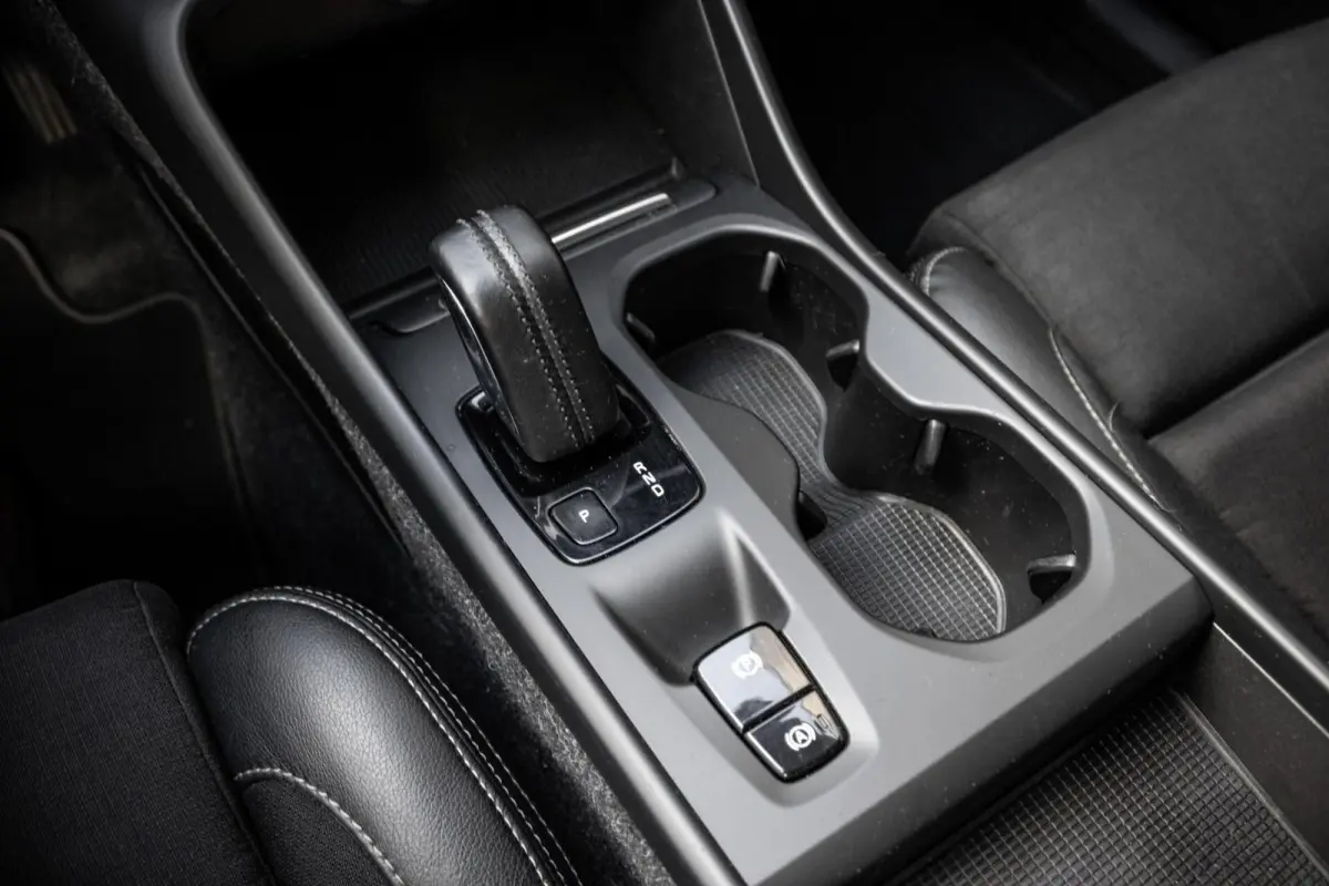1.5 T5 Twin Engine | CARPLAY | TREKHAAK | MEMORY | LED