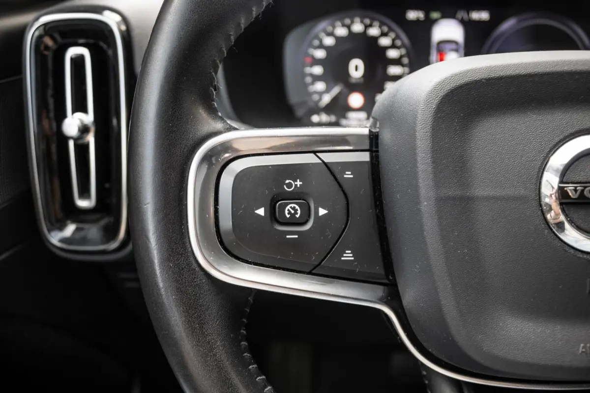1.5 T5 Twin Engine | CARPLAY | TREKHAAK | MEMORY | LED