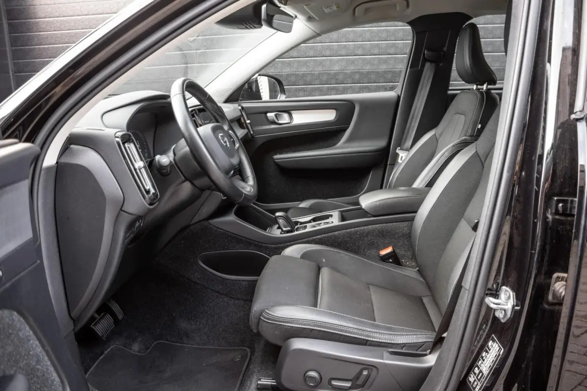 1.5 T5 Twin Engine | CARPLAY | TREKHAAK | MEMORY | LED