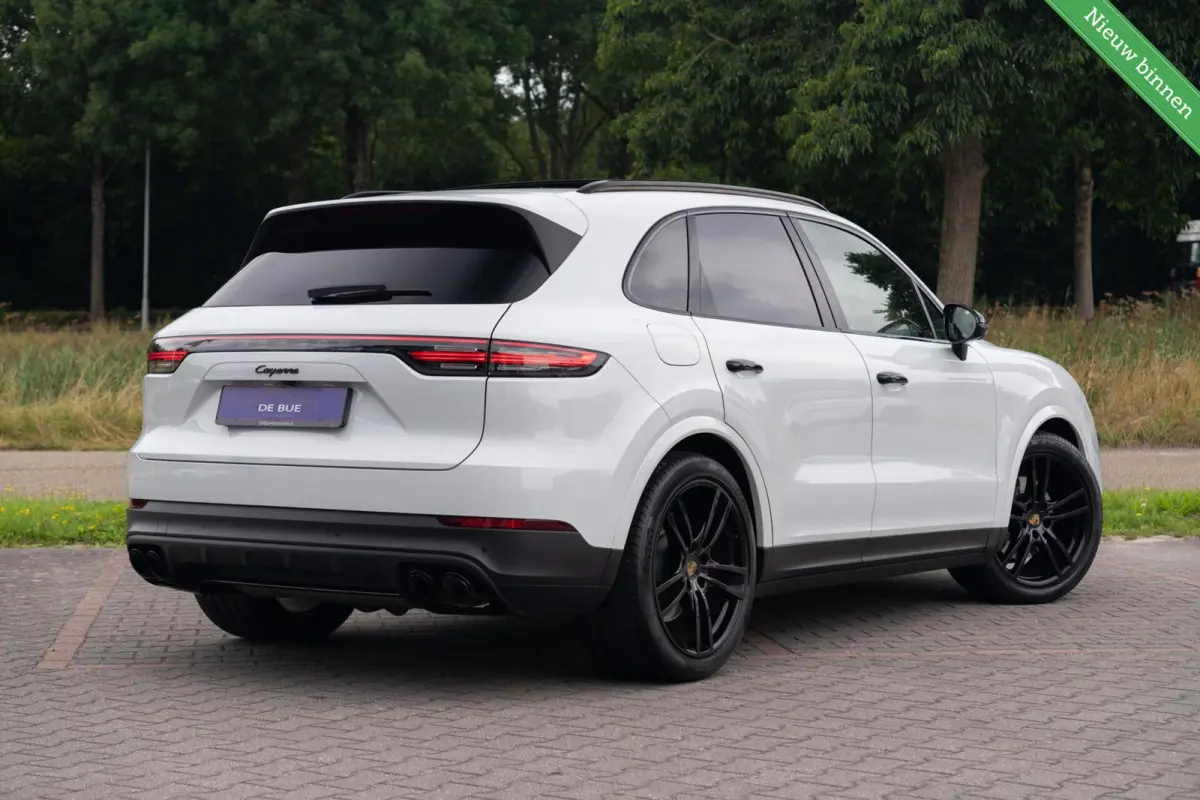 3.0 E-Hybrid Platinum Edition|Panorama|Bose|Massage|Trekhaak|Ventilatie|360 Camera|Chrono|Dealer Onderhouden