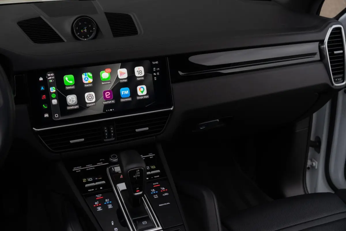 3.0 E-Hybrid Platinum Edition|Panorama|Bose|Massage|Trekhaak|Ventilatie|360 Camera|Chrono|Dealer Onderhouden