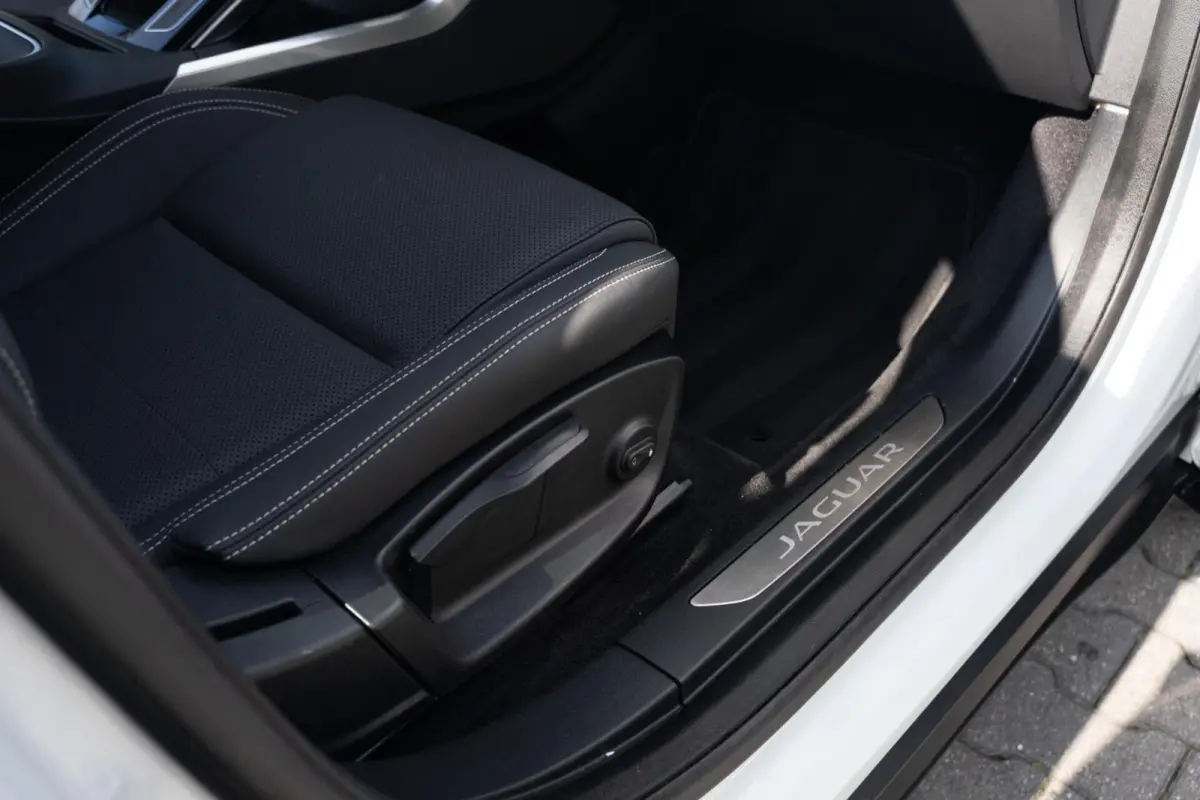 EV320 S 90 kWh|BTW|Org NL NAP|1ste Eig|3-Fase|Facelift|CarPlay|Edition S|Meridian|DAB|Dealer Onderhouden