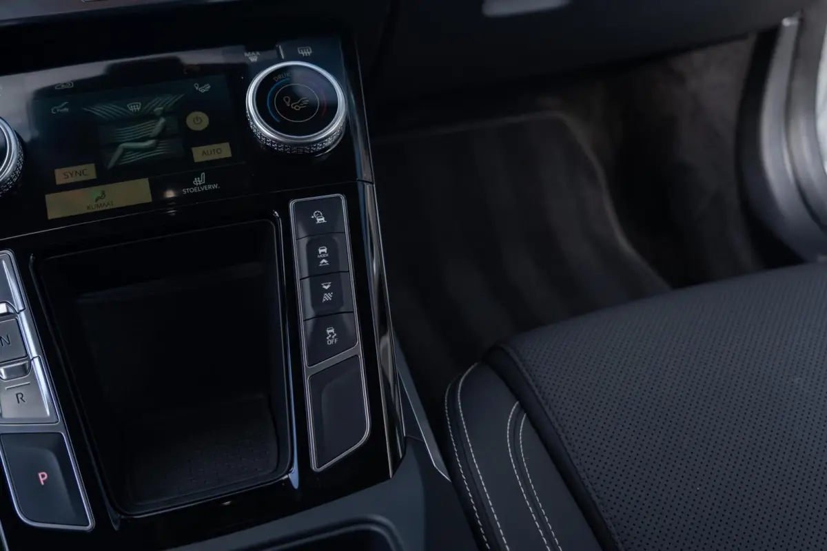 EV320 S 90 kWh|BTW|Org NL NAP|1ste Eig|3-Fase|Facelift|CarPlay|Edition S|Meridian|DAB|Dealer Onderhouden