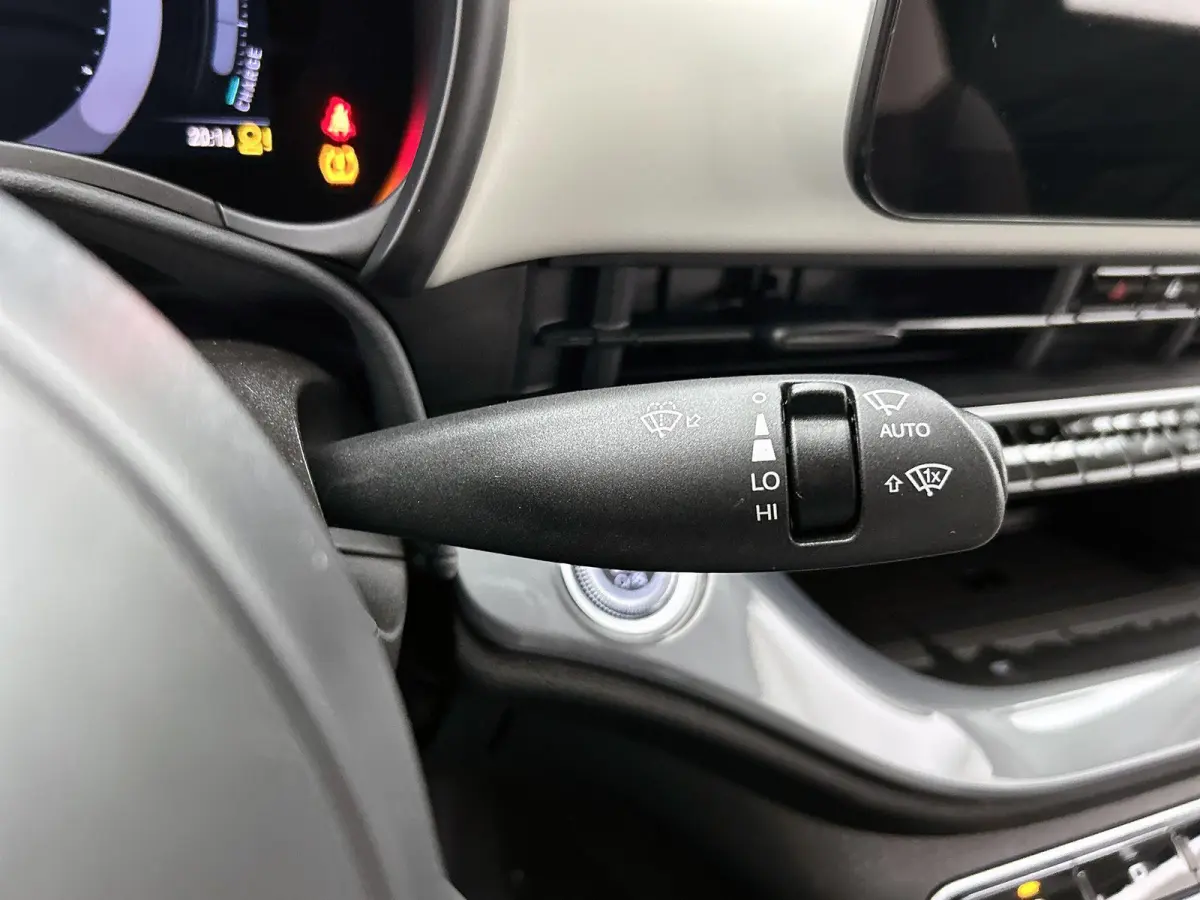 118pk La Prima 42 kWh Automaat | Soft Top | Navigatie | Climate Control | Adaptieve Cruise Control | Achteruitrijcamera | Dodehoekdetectie | 17" Lichtmetalen Velgen | Apple Carplay/Android A