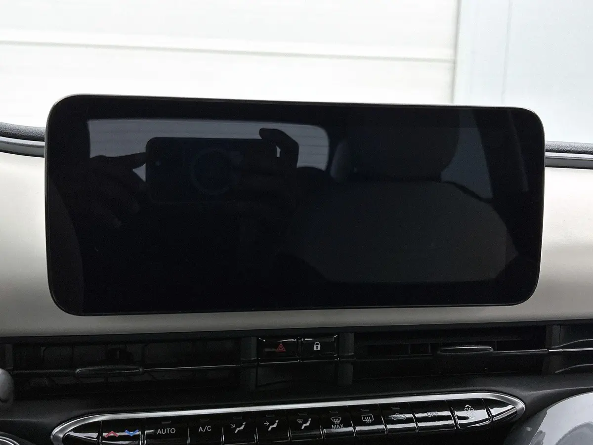 118pk La Prima 42 kWh Automaat | Soft Top | Navigatie | Climate Control | Adaptieve Cruise Control | Achteruitrijcamera | Dodehoekdetectie | 17" Lichtmetalen Velgen | Apple Carplay/Android A