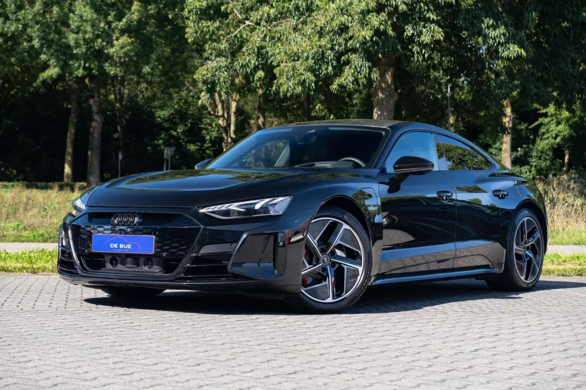 Edition ZERO 93 kWh|Org.NL NAP|1ste Eig.|BTW|RS-Seat|Ceramic|Carbon|Head Up|Matrix|Nachtzicht|Bang en Olufsen|S-Line|Luchtvering|Dealer Onderhouden