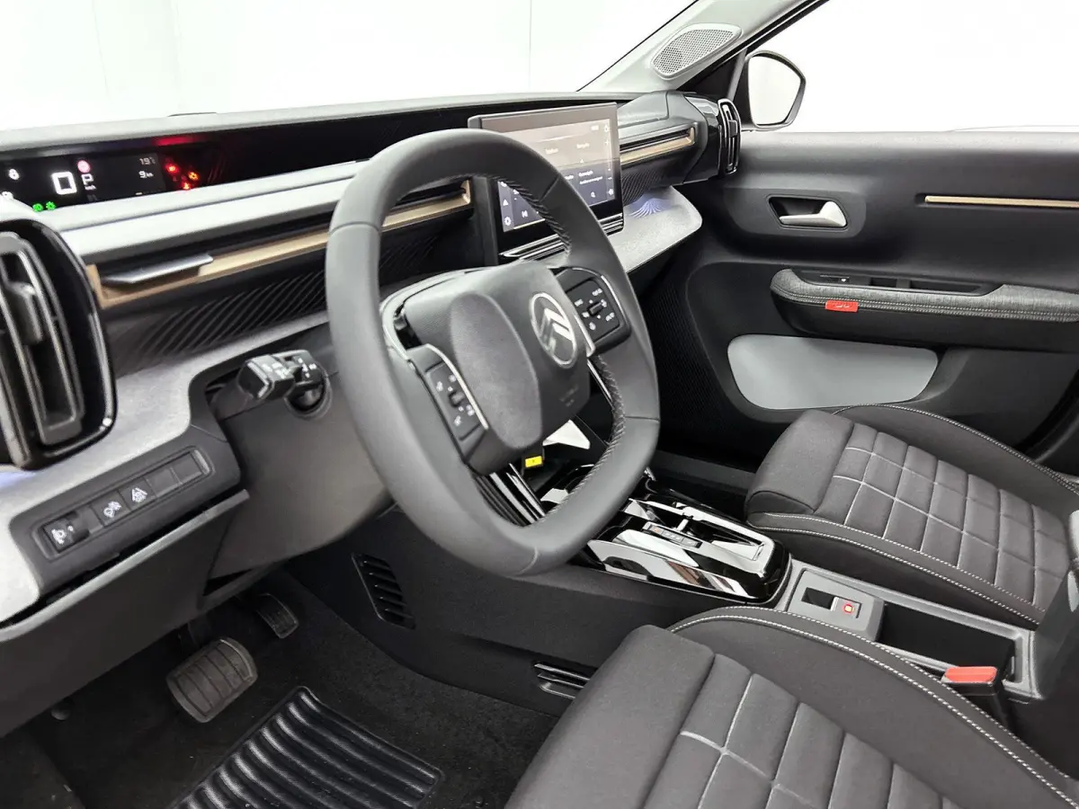 1.2 Hybrid 145pk Plus Automaat | Navigatie | Apple Carplay/Android Auto | Climate Control | Cruise Control | Achteruitrijcamera | Parkeersensoren |