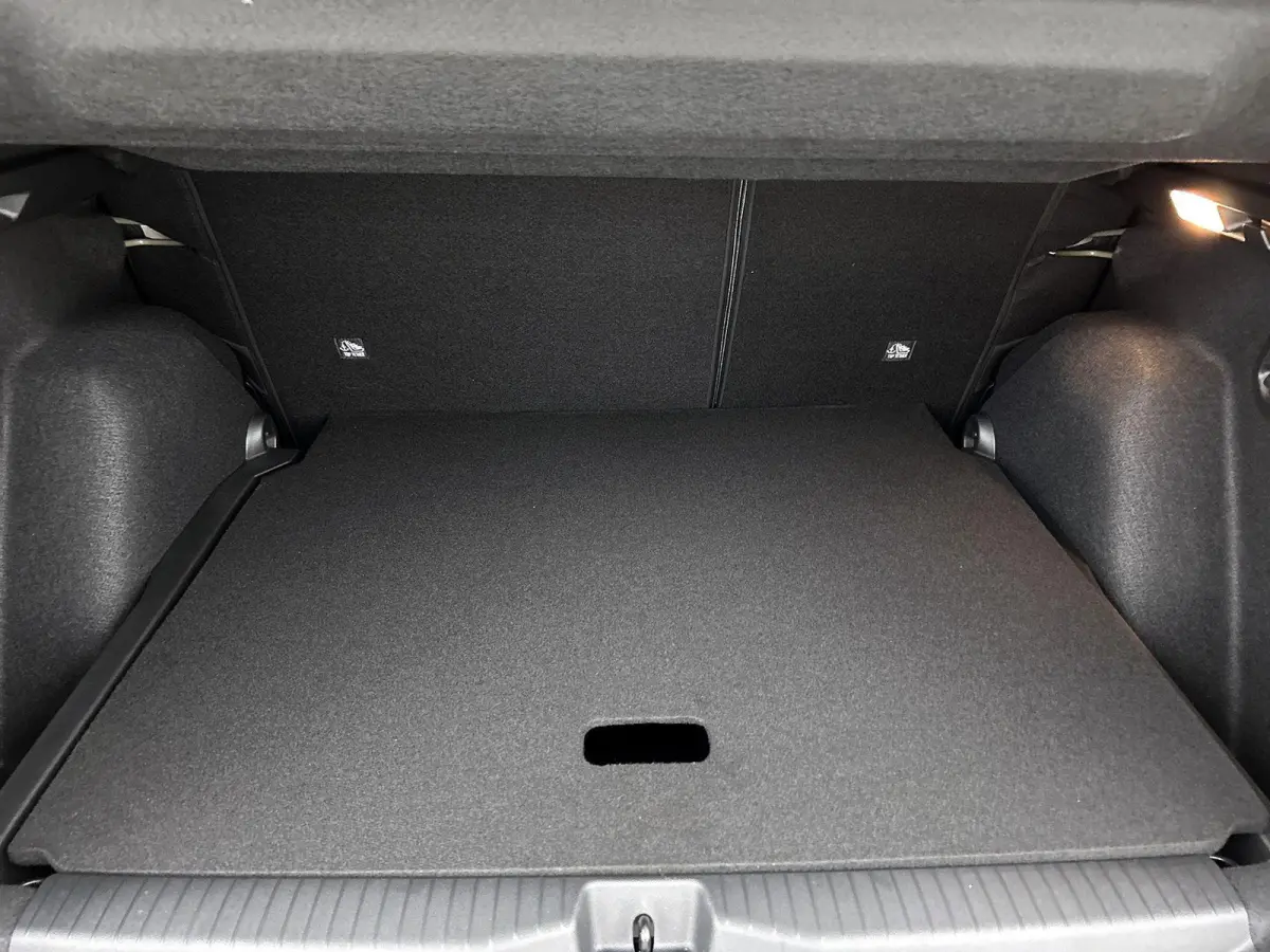1.2 Hybrid 145pk Plus Automaat | Navigatie | Apple Carplay/Android Auto | Climate Control | Cruise Control | Achteruitrijcamera | Parkeersensoren |