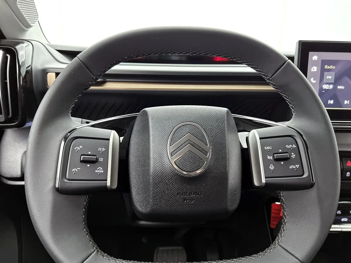 1.2 Hybrid 145pk Plus Automaat | Navigatie | Apple Carplay/Android Auto | Climate Control | Cruise Control | Achteruitrijcamera | Parkeersensoren |
