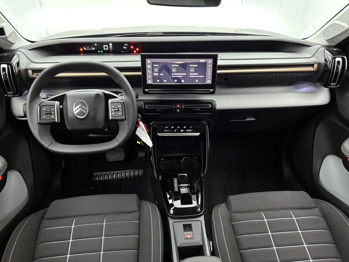 1.2 Hybrid 145pk Plus Automaat | Navigatie | Apple Carplay/Android Auto | Climate Control | Cruise Control | Achteruitrijcamera | Parkeersensoren |