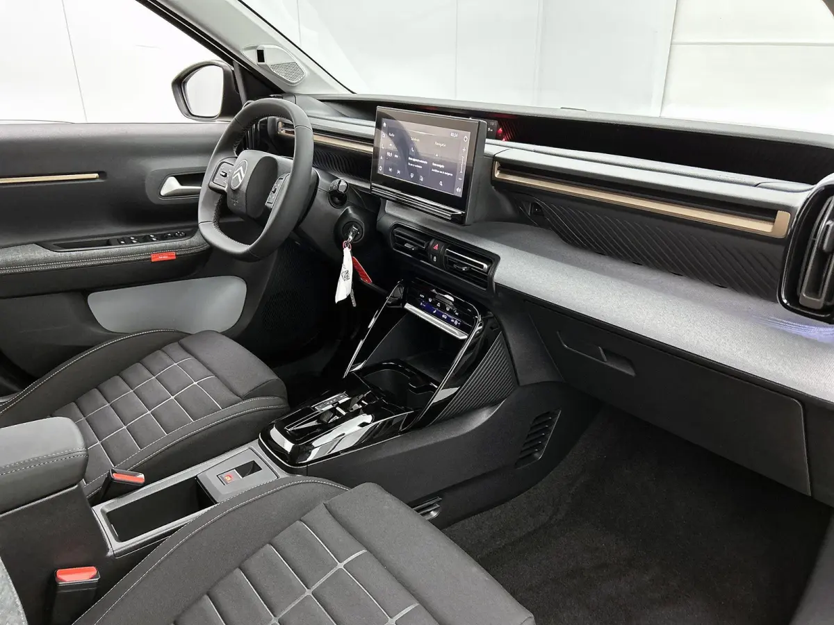1.2 Hybrid 145pk Plus Automaat | Navigatie | Apple Carplay/Android Auto | Climate Control | Cruise Control | Achteruitrijcamera | Parkeersensoren |