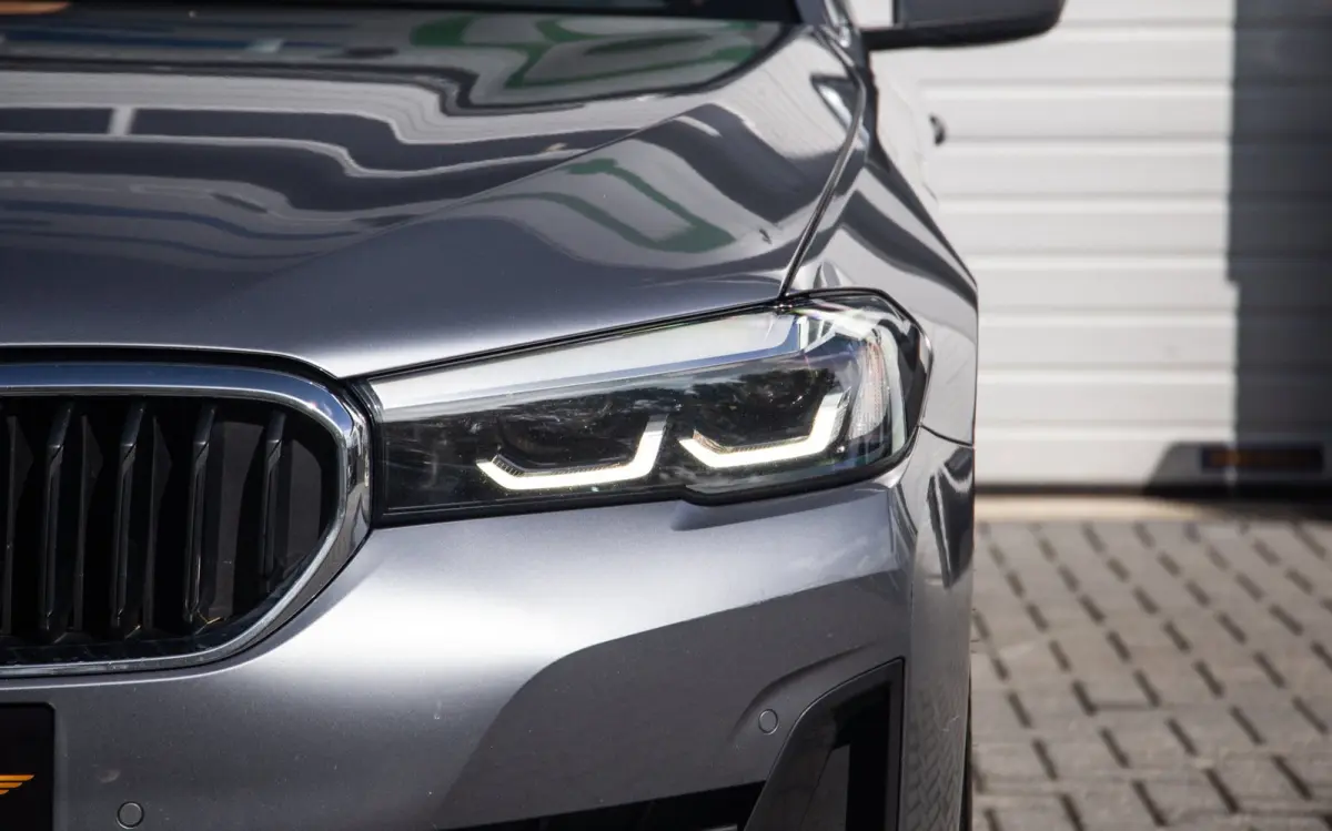 530e Business Edition Plus / Pano / Trekhaak