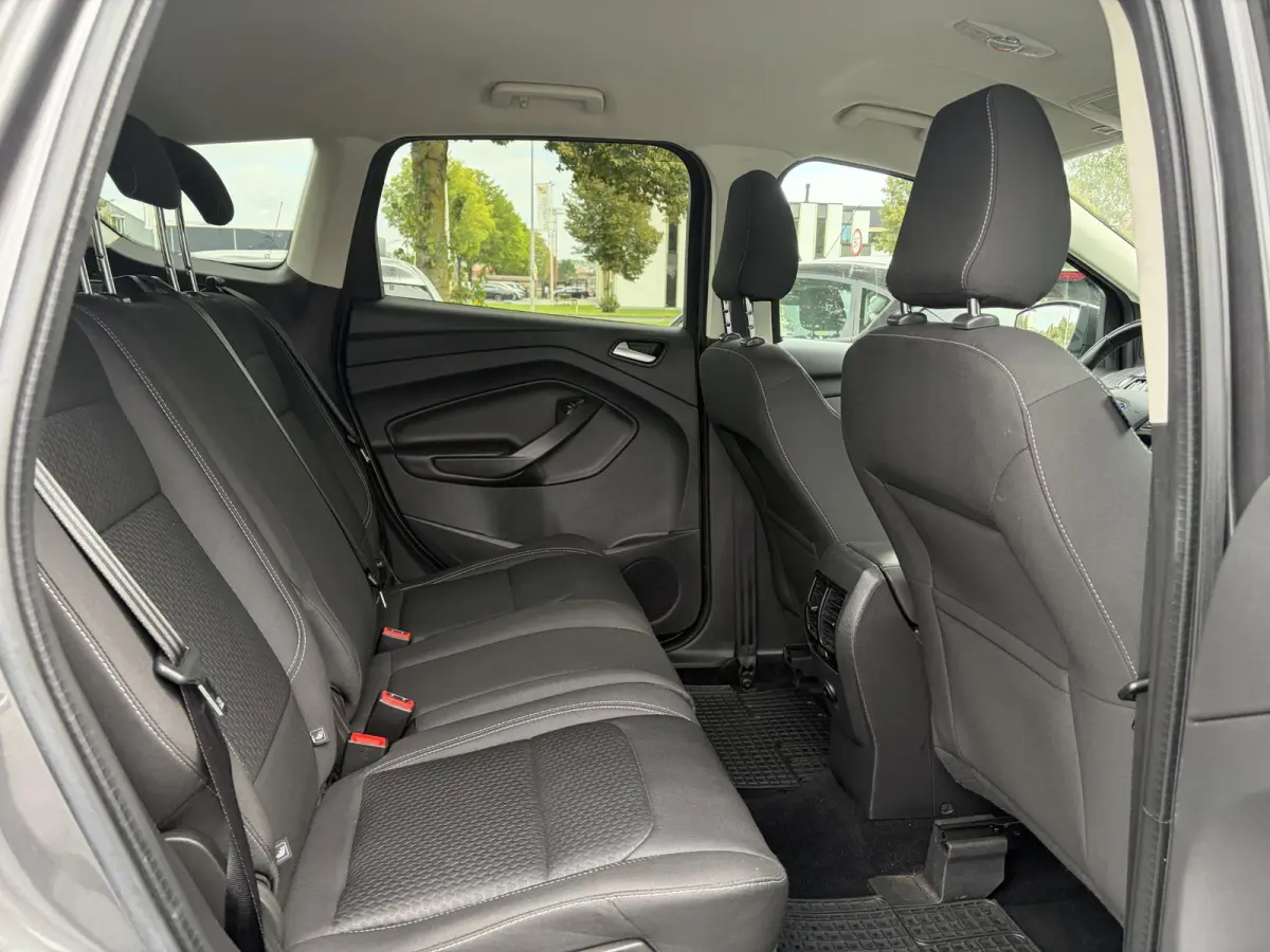 1.5 EcoBoost Trend Ultimate ✓Dealer Onderhouden✓Carplay✓Camera✓Navi✓Trekhaak✓Clima✓Cruise✓Pdc✓17'' Lm velgen✓150pk✓6 Bak✓4xElekt ramen✓N.A.P✓Apk  tot 04-2027