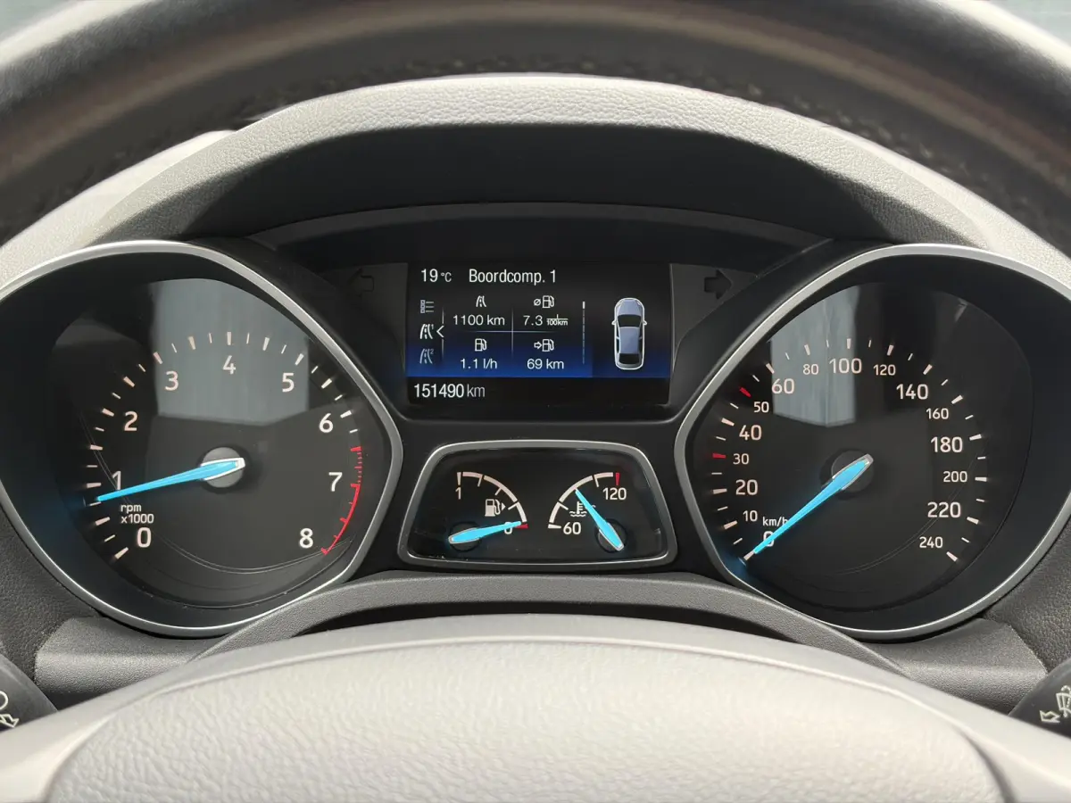 1.5 EcoBoost Trend Ultimate ✓Dealer Onderhouden✓Carplay✓Camera✓Navi✓Trekhaak✓Clima✓Cruise✓Pdc✓17'' Lm velgen✓150pk✓6 Bak✓4xElekt ramen✓N.A.P✓Apk  tot 04-2027