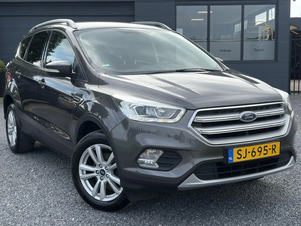 1.5 EcoBoost Trend Ultimate ✓Dealer Onderhouden✓Carplay✓Camera✓Navi✓Trekhaak✓Clima✓Cruise✓Pdc✓17'' Lm velgen✓150pk✓6 Bak✓4xElekt ramen✓N.A.P✓Apk  tot 04-2027