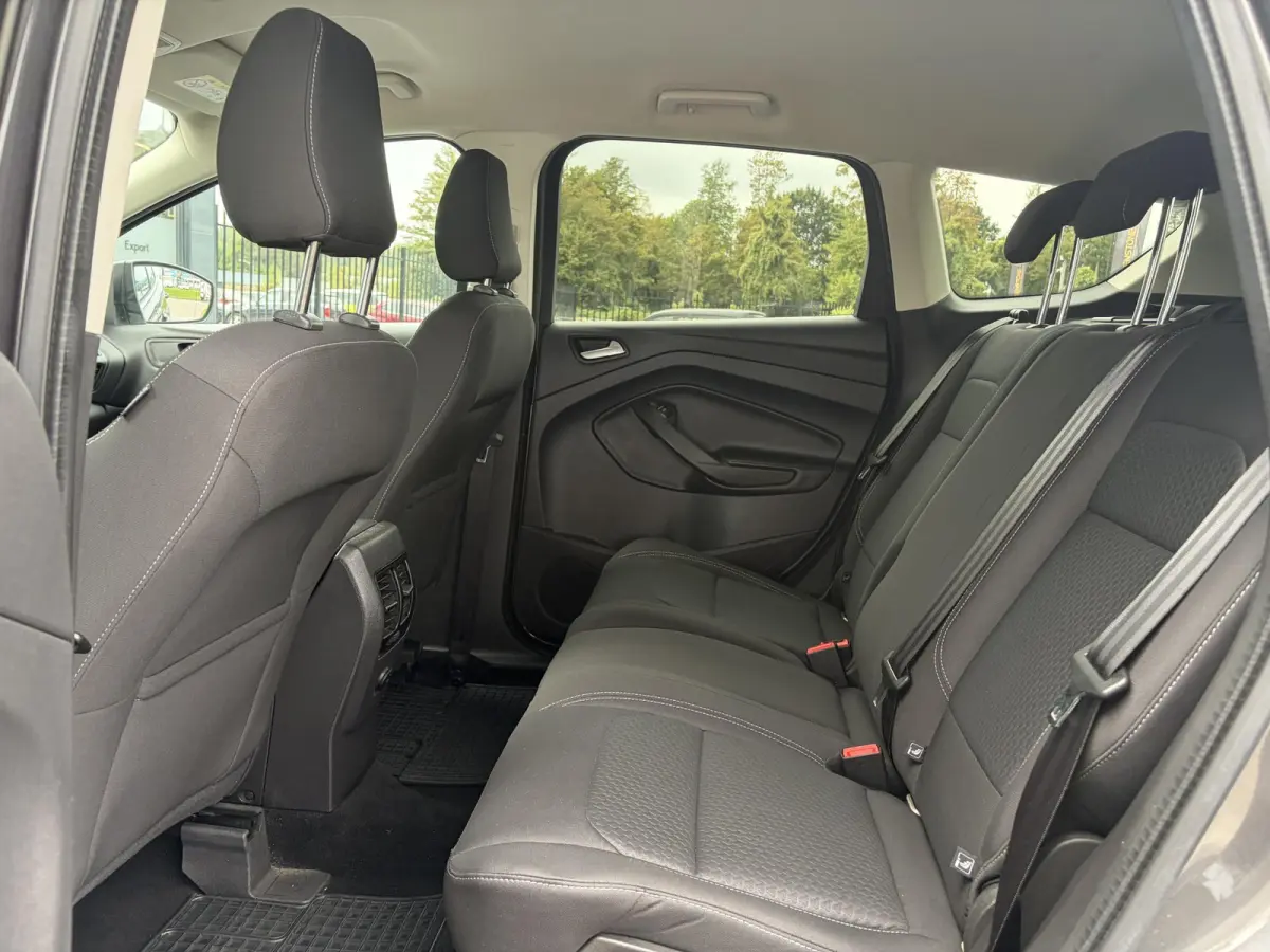 1.5 EcoBoost Trend Ultimate ✓Dealer Onderhouden✓Carplay✓Camera✓Navi✓Trekhaak✓Clima✓Cruise✓Pdc✓17'' Lm velgen✓150pk✓6 Bak✓4xElekt ramen✓N.A.P✓Apk  tot 04-2027