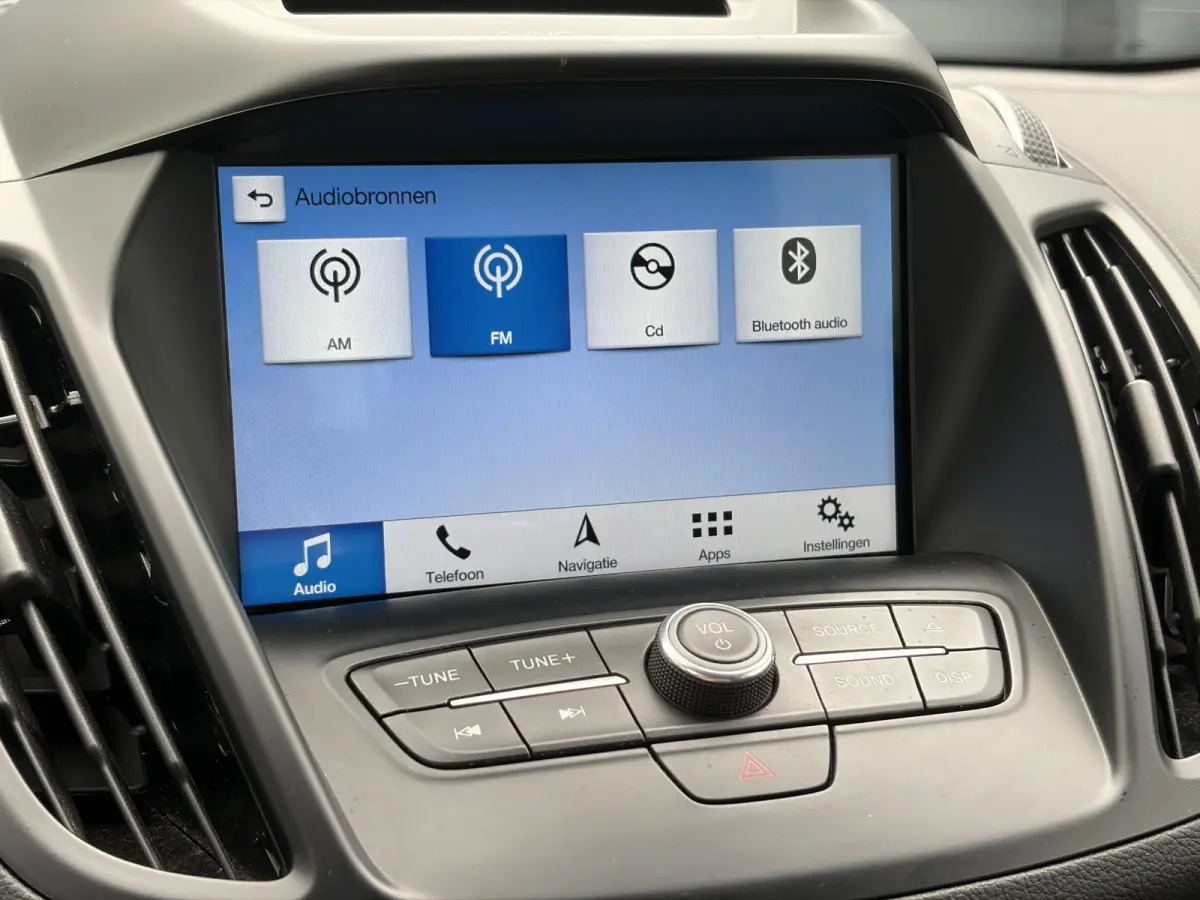 1.5 EcoBoost Trend Ultimate ✓Dealer Onderhouden✓Carplay✓Camera✓Navi✓Trekhaak✓Clima✓Cruise✓Pdc✓17'' Lm velgen✓150pk✓6 Bak✓4xElekt ramen✓N.A.P✓Apk  tot 04-2027