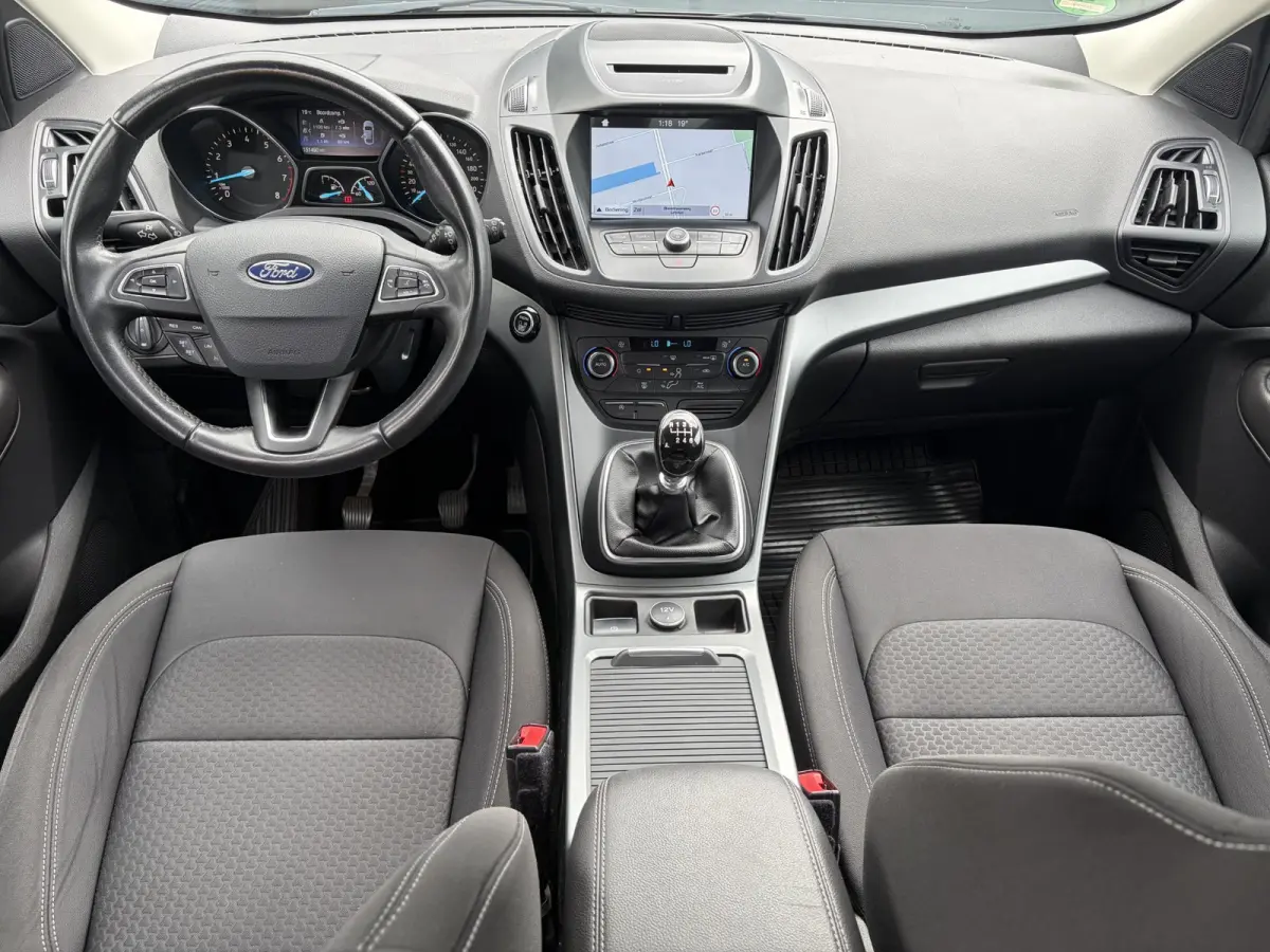1.5 EcoBoost Trend Ultimate ✓Dealer Onderhouden✓Carplay✓Camera✓Navi✓Trekhaak✓Clima✓Cruise✓Pdc✓17'' Lm velgen✓150pk✓6 Bak✓4xElekt ramen✓N.A.P✓Apk  tot 04-2027