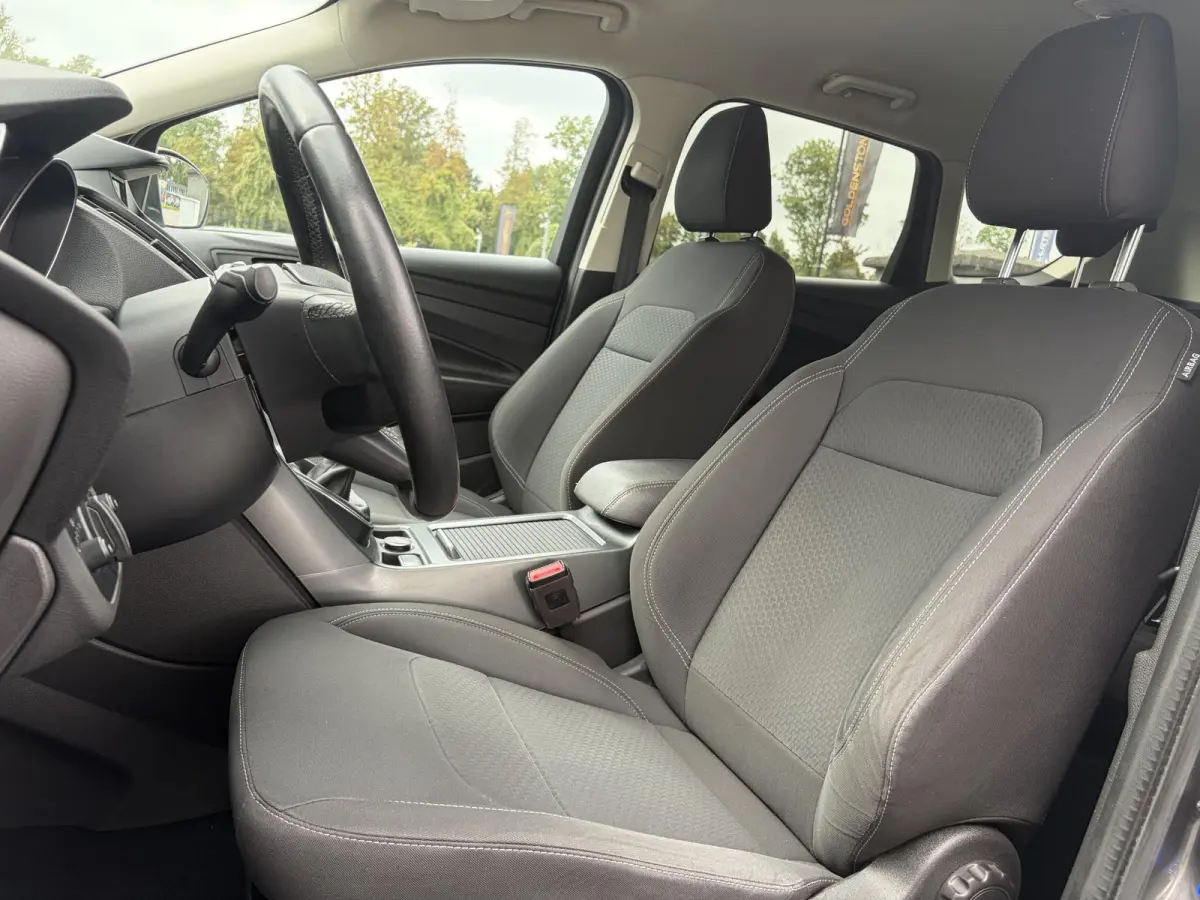 1.5 EcoBoost Trend Ultimate ✓Dealer Onderhouden✓Carplay✓Camera✓Navi✓Trekhaak✓Clima✓Cruise✓Pdc✓17'' Lm velgen✓150pk✓6 Bak✓4xElekt ramen✓N.A.P✓Apk  tot 04-2027