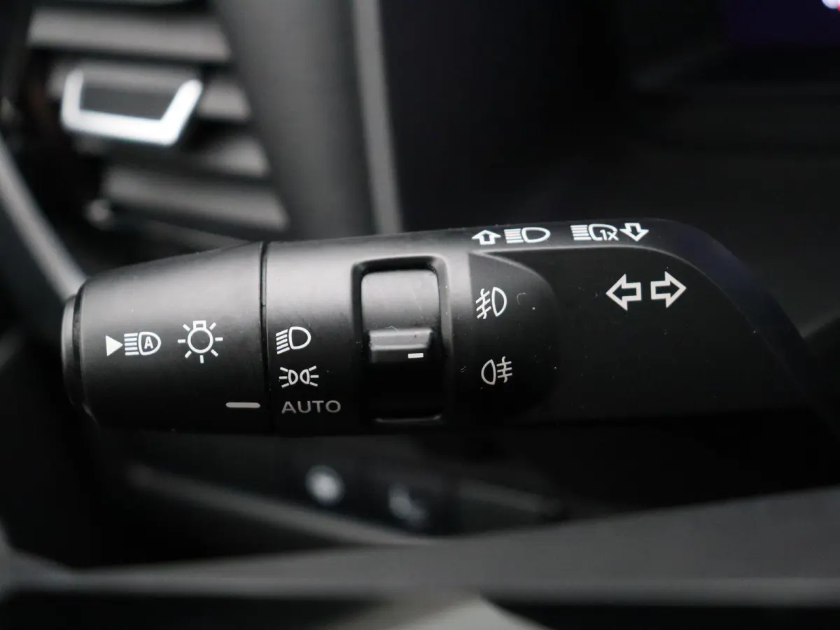 1.5 e-4orce Tekna 4WD | Trekhaak | Head-Up Display | Stoel, Stuurwiel en Voorruit verwarming |