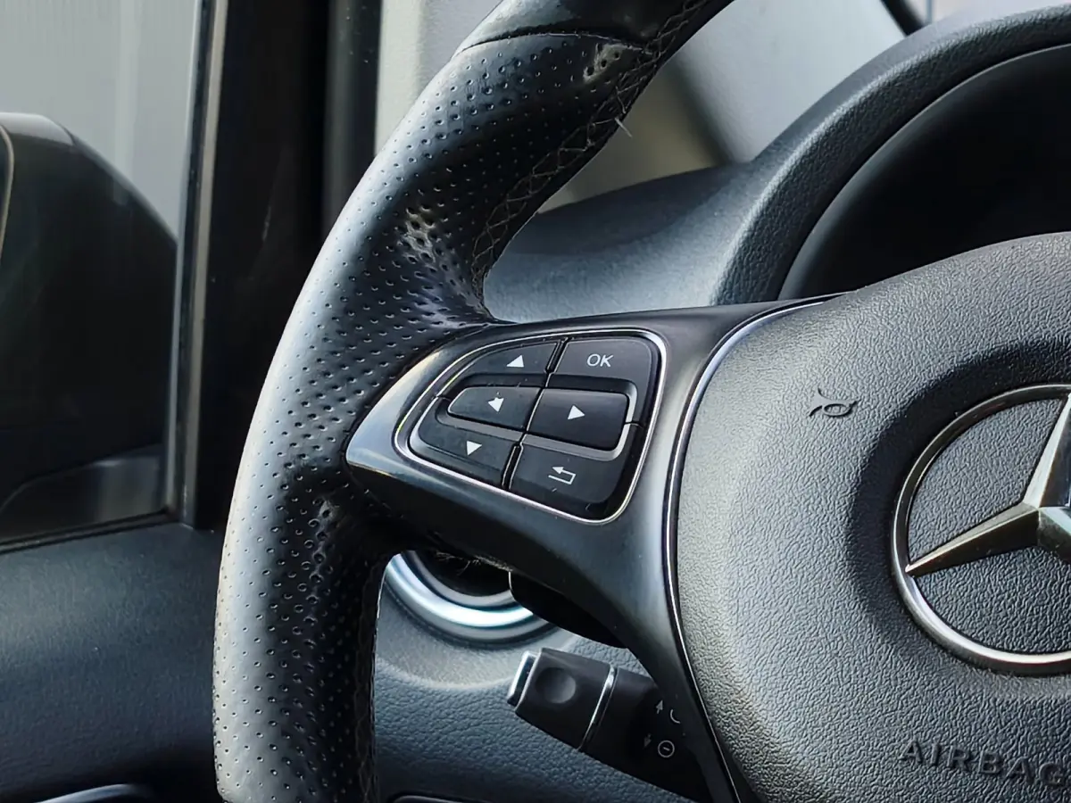 Mercedes-Benz Vito 119CDI AUTOMAAT DUBBELE CABINE CLIMA CRUISE PDC