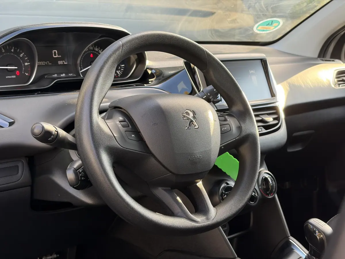 1.2 PureTech Blue Lion ✓Nieuwe D-riem✓2e Eigenaar✓Navi✓Carplay✓Net beurt gehad✓Dealer Onderhouden✓Airco✓Cruise✓Pdc✓5 Deurs✓N.A.P✓Bj 12-2017✓Apk tot 11-2027