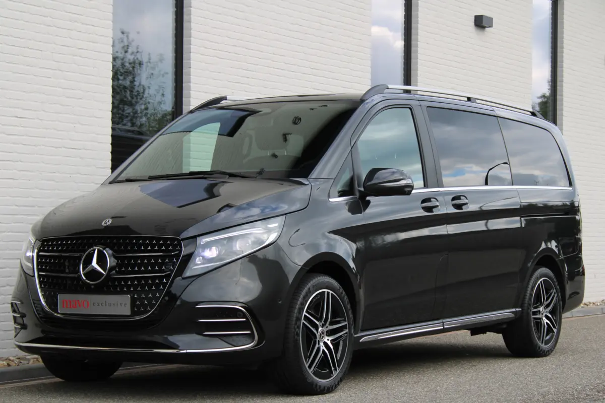 300d / DC / AMG / 4-Matic / 2x Elec Schuifdeur / 360 Camera / Vol Opties / NIEUWSTAAT