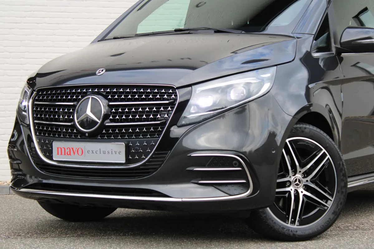 300d / DC / AMG / 4-Matic / 2x Elec Schuifdeur / 360 Camera / Vol Opties / NIEUWSTAAT
