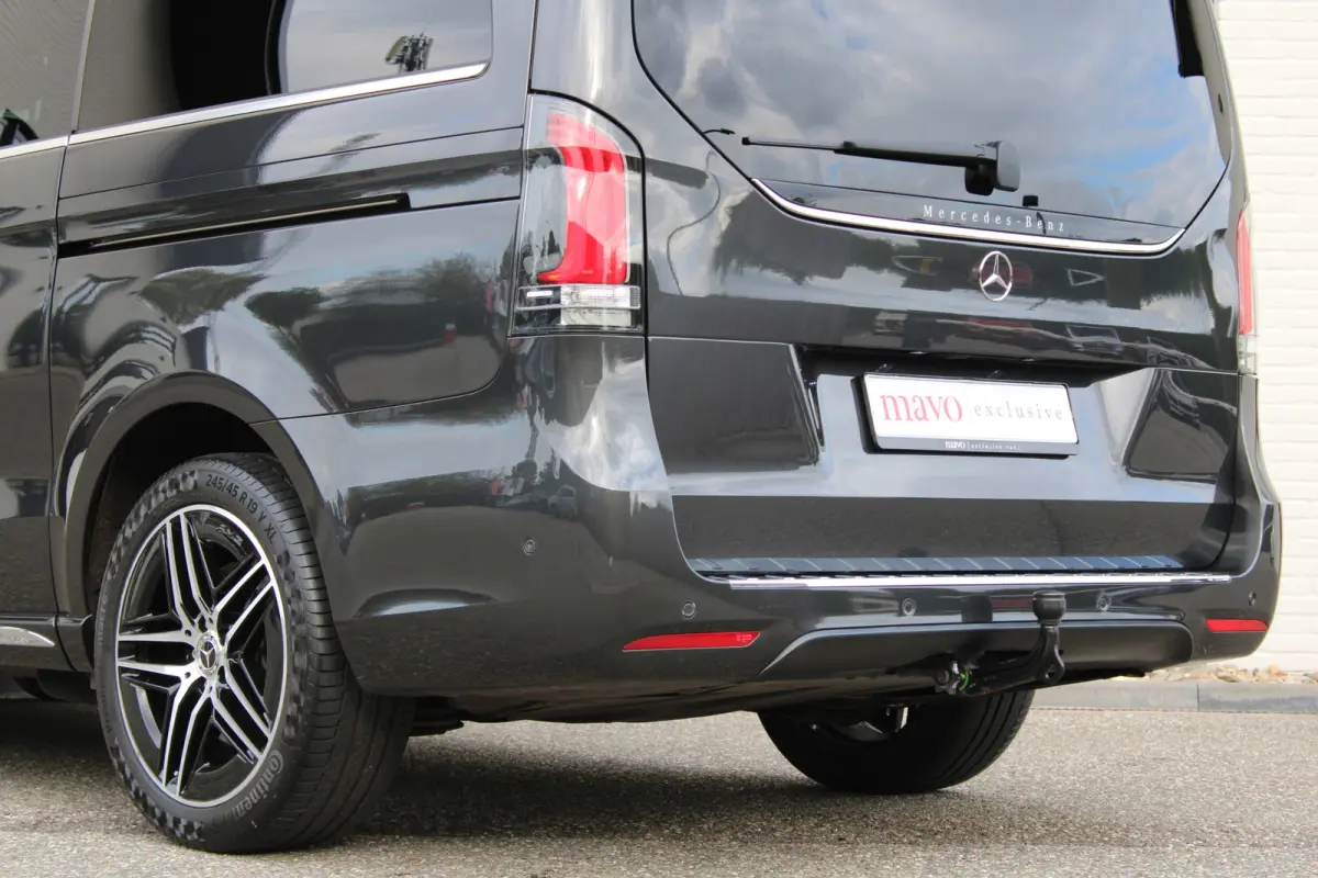 300d / DC / AMG / 4-Matic / 2x Elec Schuifdeur / 360 Camera / Vol Opties / NIEUWSTAAT