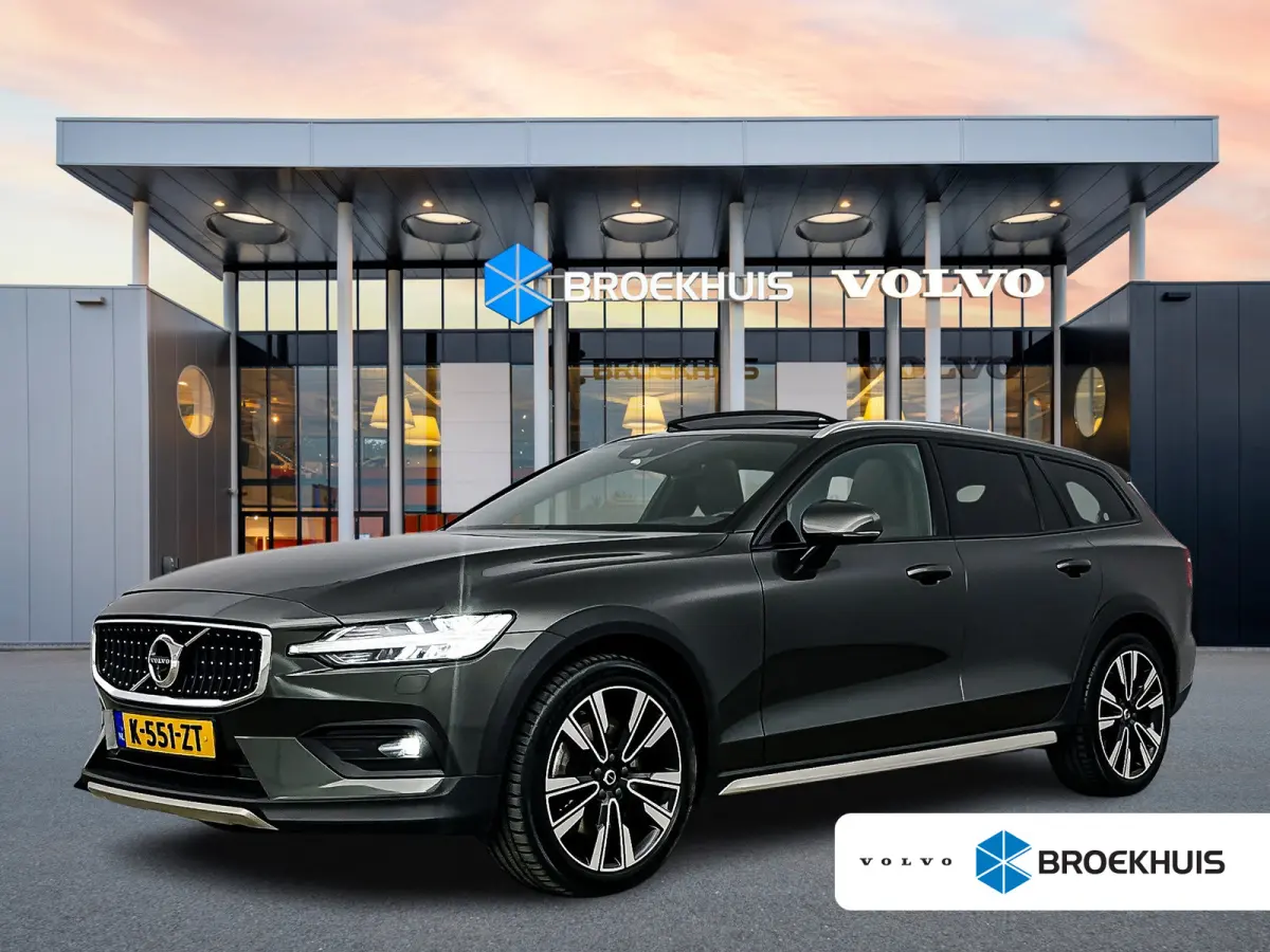B5 AWD Pro | 19" | Trekhaak | Panoramadak | Head-Up | 360 Camera | Elektr. verst. Stoelen | Full LED | Harman Kardon