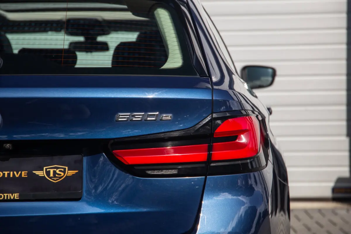 530e High Executive / SOH 89% / Pano / Keyless / Gordijnen