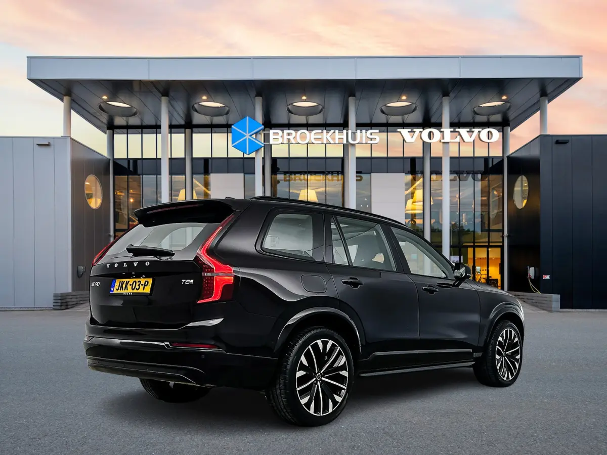 T8 Recharge Ultra Dark | 21" | Luchtvering | Bowers & Wilkins | Trekhaak | Geventileerd Nappa | Stoelmassage | Panoramadak | Head-Up | 360 Camera | Gelaagd Glas