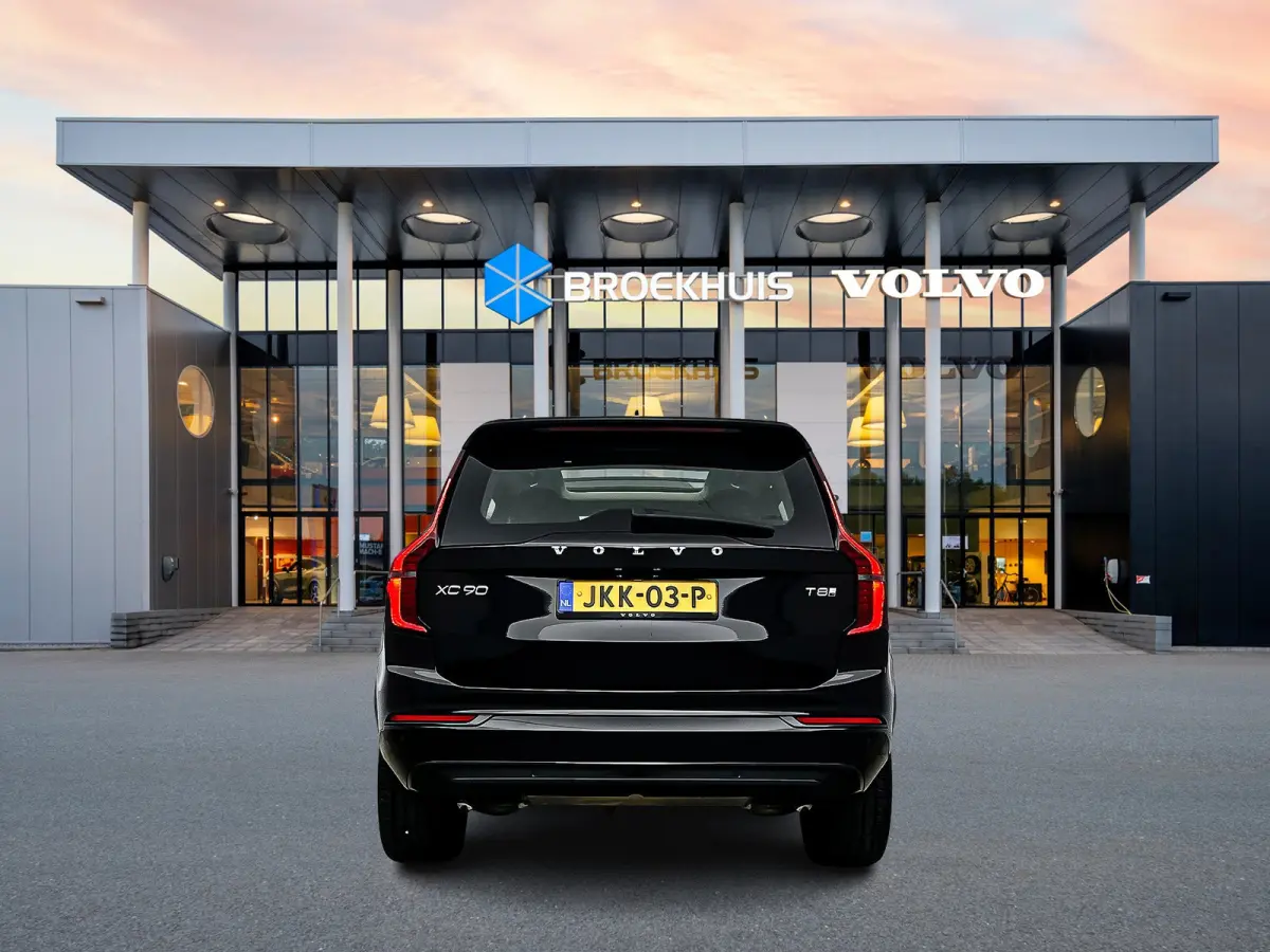 T8 Recharge Ultra Dark | 21" | Luchtvering | Bowers & Wilkins | Trekhaak | Geventileerd Nappa | Stoelmassage | Panoramadak | Head-Up | 360 Camera | Gelaagd Glas