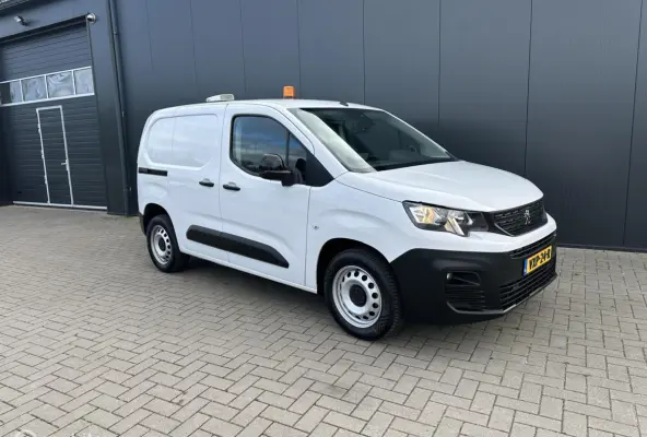 bestel 1.5 BlueHDI Premium camera cruise airco
