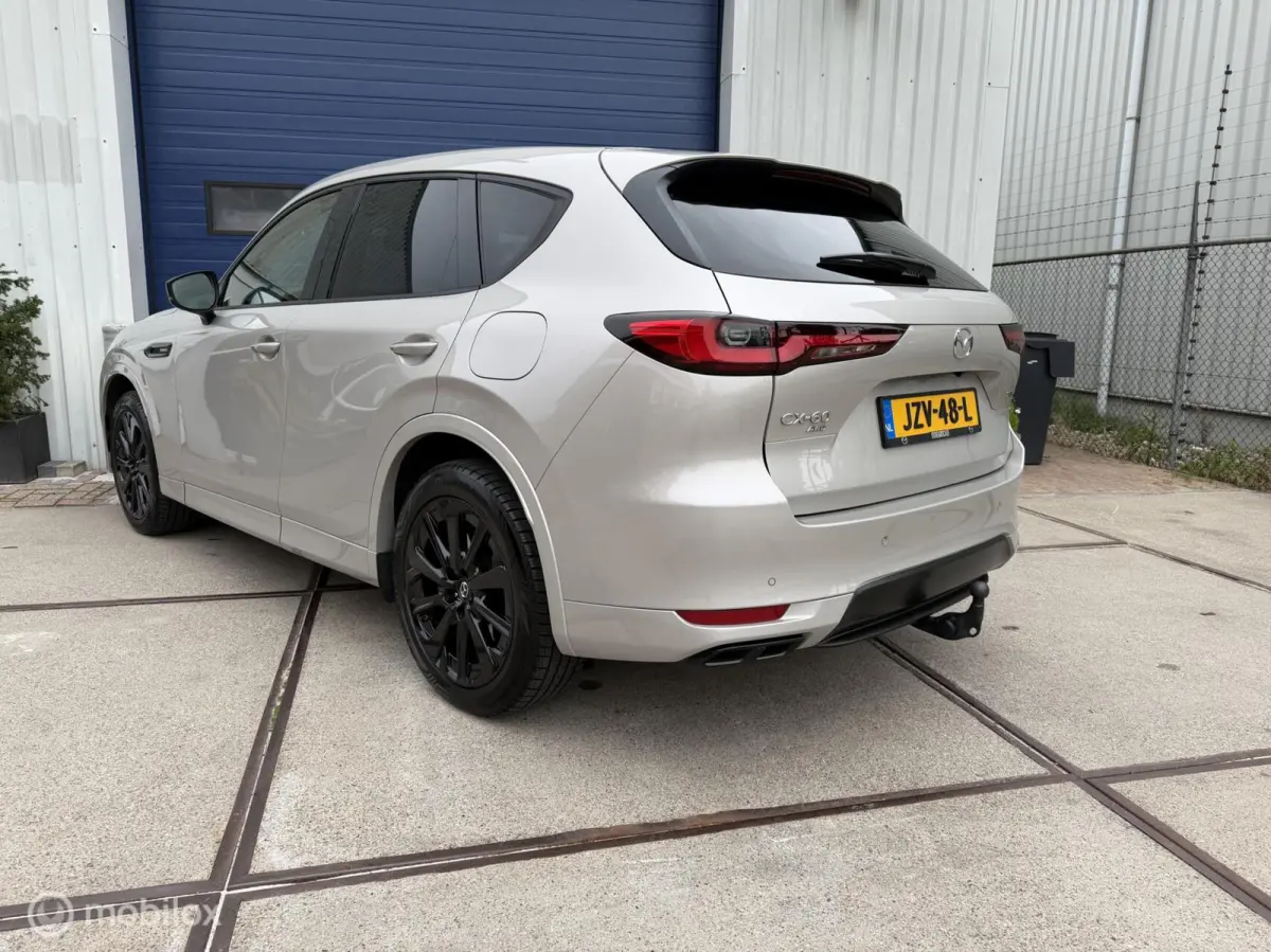 2.5 e-SkyActiv PHEV Homura