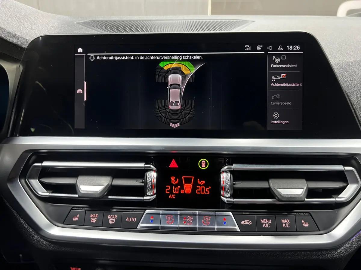 330e High Executive | Camera | Alcantara | Stoelverw. | Digital |