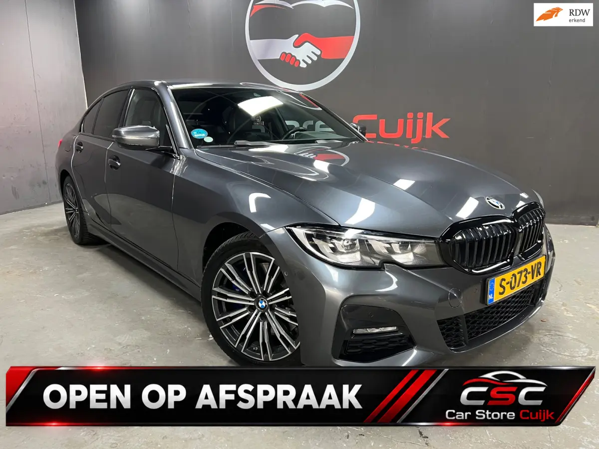 330e High Executive | Camera | Alcantara | Stoelverw. | Digital |