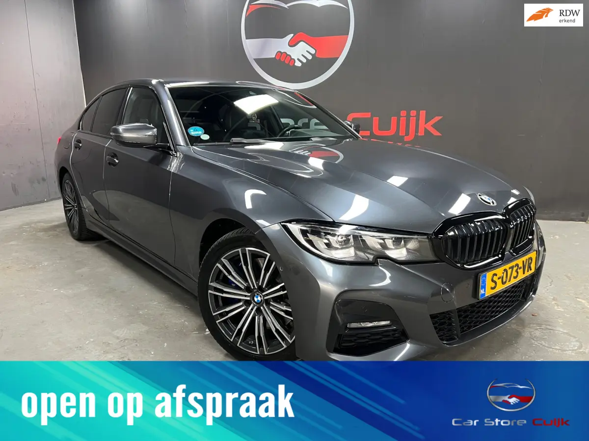 330e High Executive | Camera | Alcantara | Stoelverw. | Digital |