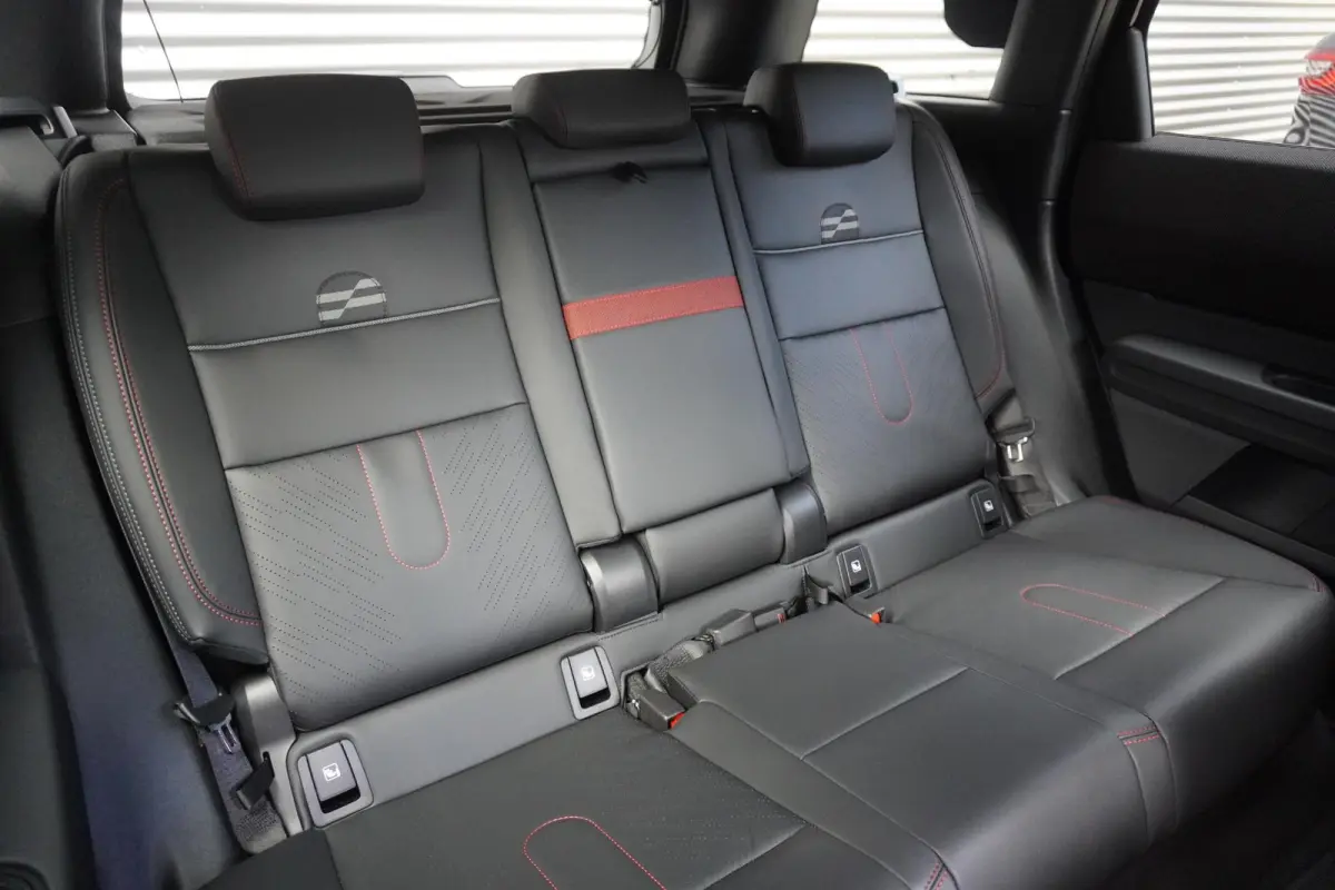 E John Cooper Works Uitvoering | S Pakket | Trekhaak |