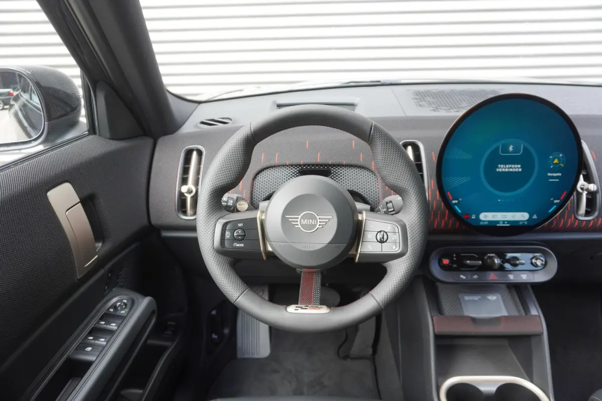 E John Cooper Works Uitvoering | S Pakket | Trekhaak |