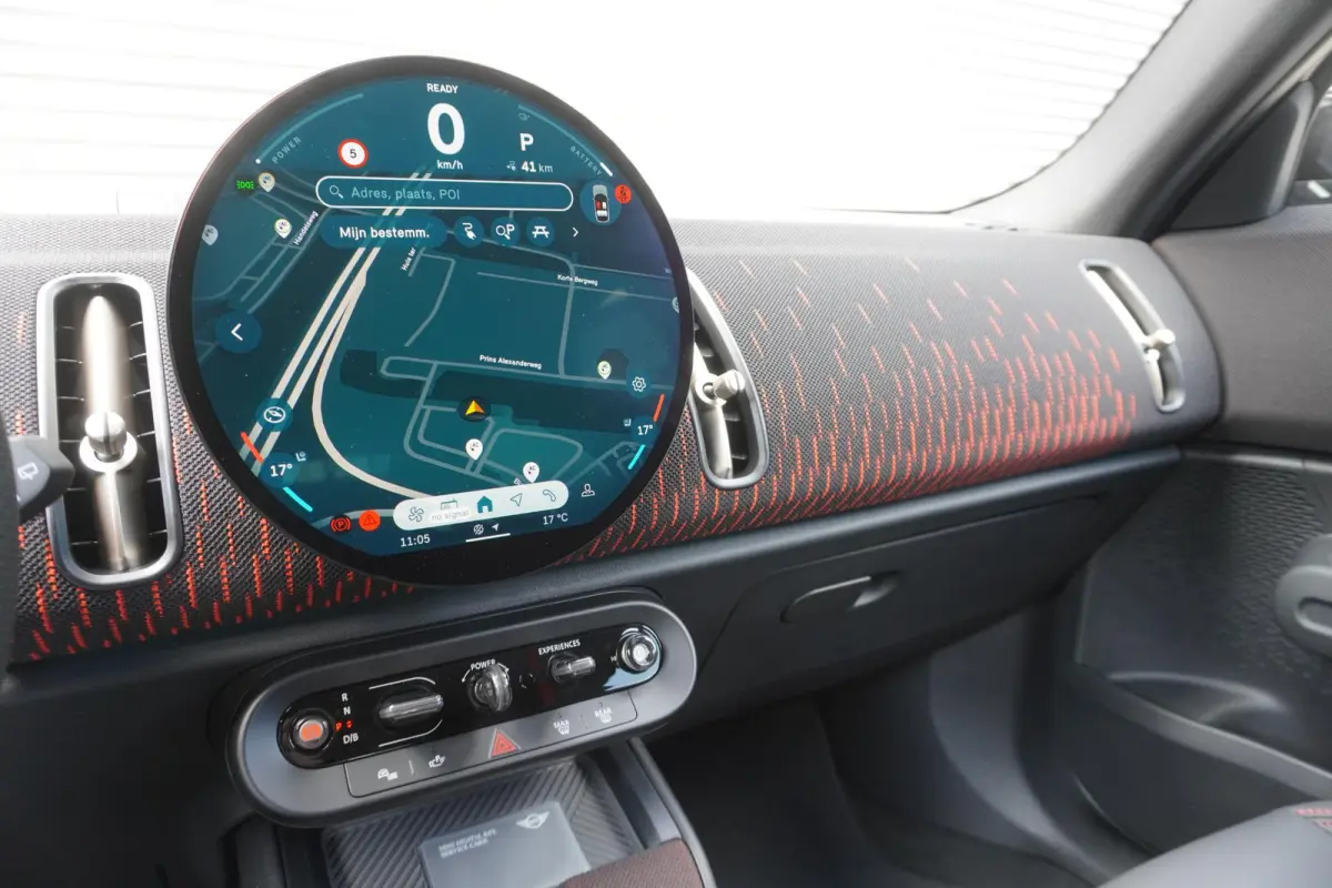 E John Cooper Works Uitvoering | S Pakket | Trekhaak |