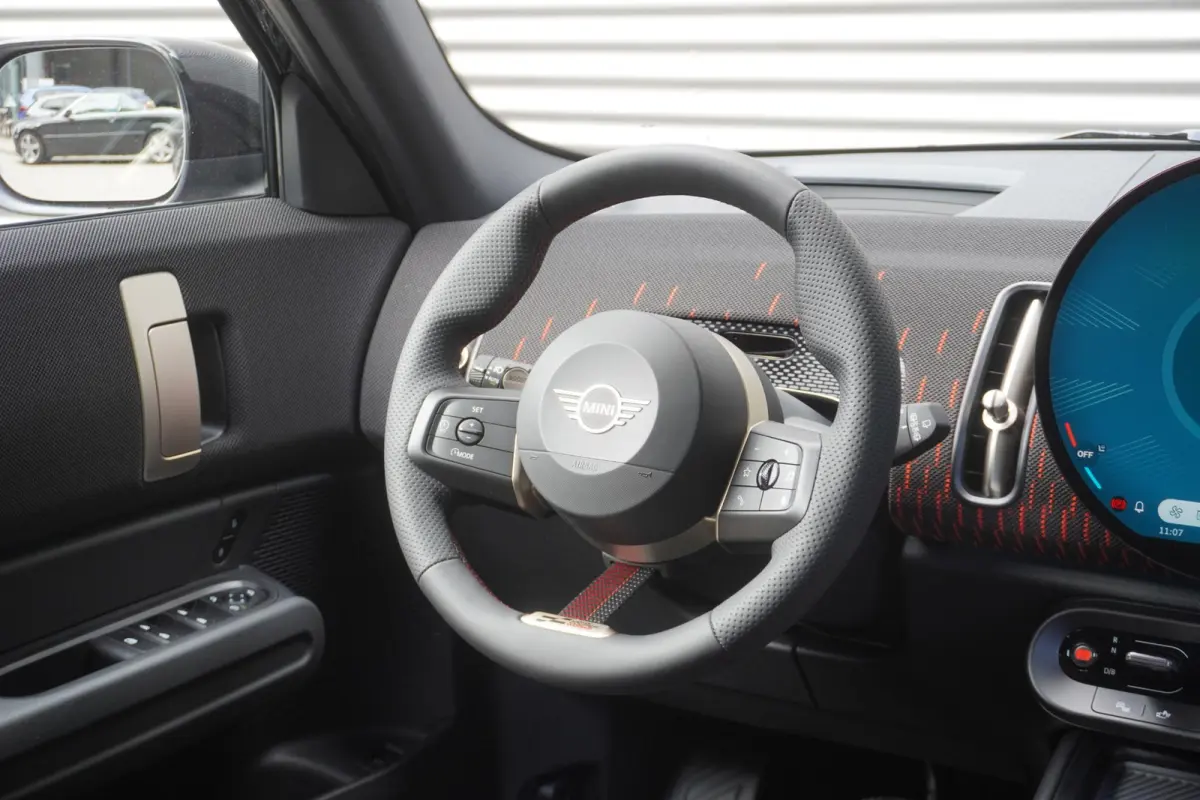 E John Cooper Works Uitvoering | S Pakket | Trekhaak |