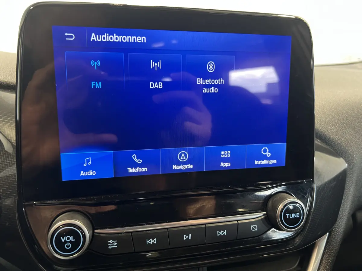 1.0 EcoBoost Hybrid ST-Line | Navigatie/Android/Apple Carplay | LM Velgen 17" | Cruise Control | LED Koplampen | Airco Automatisch |