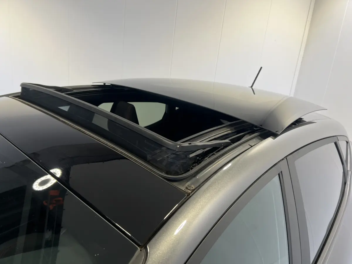 1.0 EcoBoost Hybrid ST-Line | Navigatie/Android/Apple Carplay | LM Velgen 17" | Cruise Control | LED Koplampen | Airco Automatisch |