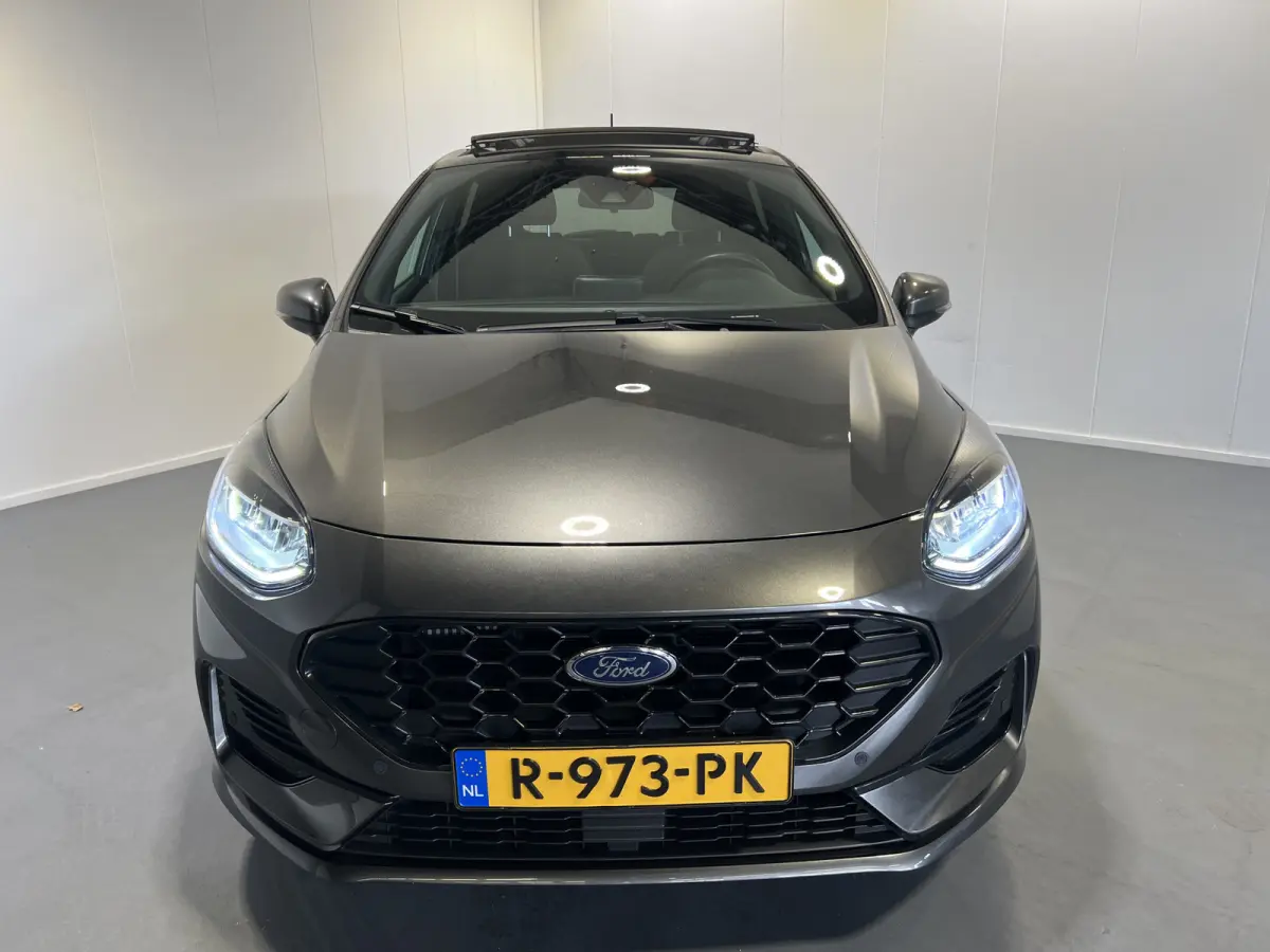 1.0 EcoBoost Hybrid ST-Line | Navigatie/Android/Apple Carplay | LM Velgen 17" | Cruise Control | LED Koplampen | Airco Automatisch |
