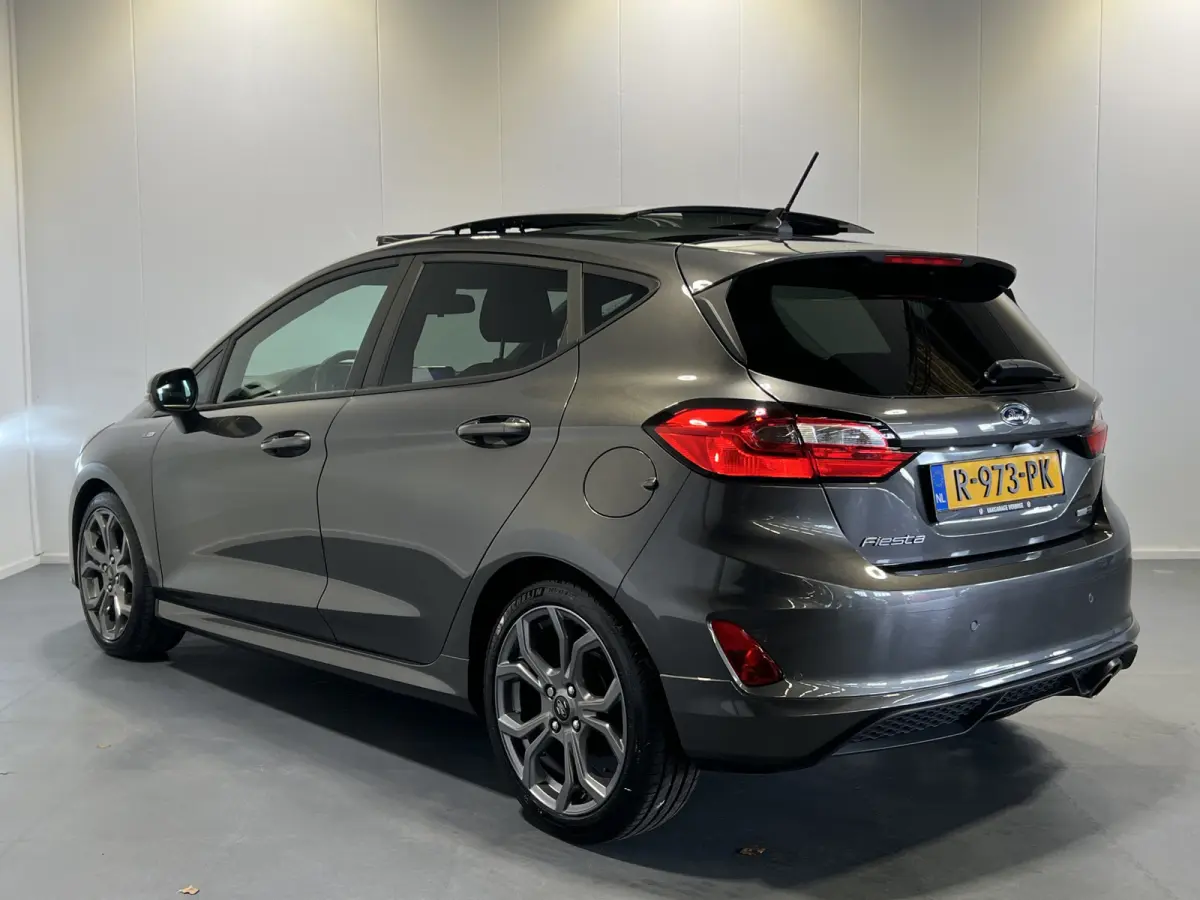 1.0 EcoBoost Hybrid ST-Line | Navigatie/Android/Apple Carplay | LM Velgen 17" | Cruise Control | LED Koplampen | Airco Automatisch |